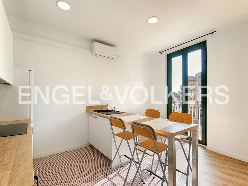 2 sovrum Villa till salu i Figueres - 1 100 000 € (Ref: 9005721)