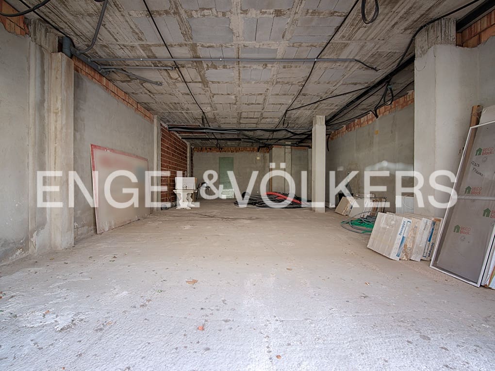 Erhverv til salg i Llanca - € 117.000 (Ref: 9005725)