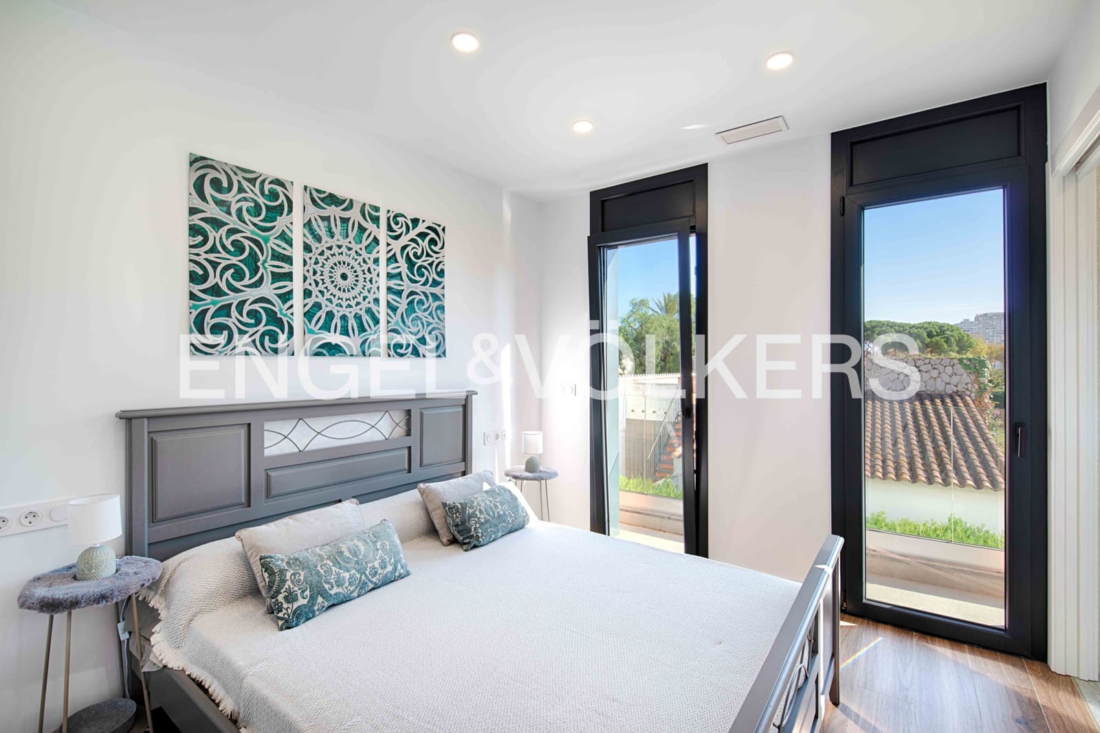 4 soveværelse Villa til salg i Empuriabrava med swimmingpool garage - € 795.000 (Ref: 9005730)