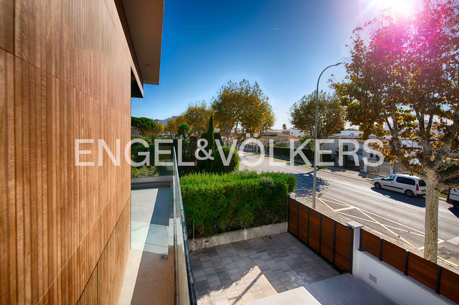 4 soveværelse Villa til salg i Empuriabrava med swimmingpool garage - € 795.000 (Ref: 9005730)