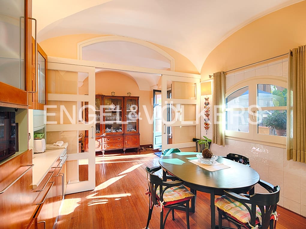 5 soveværelse Rækkehus til salg i Castello d'Empuries med garage - € 1.250.000 (Ref: 9005731)