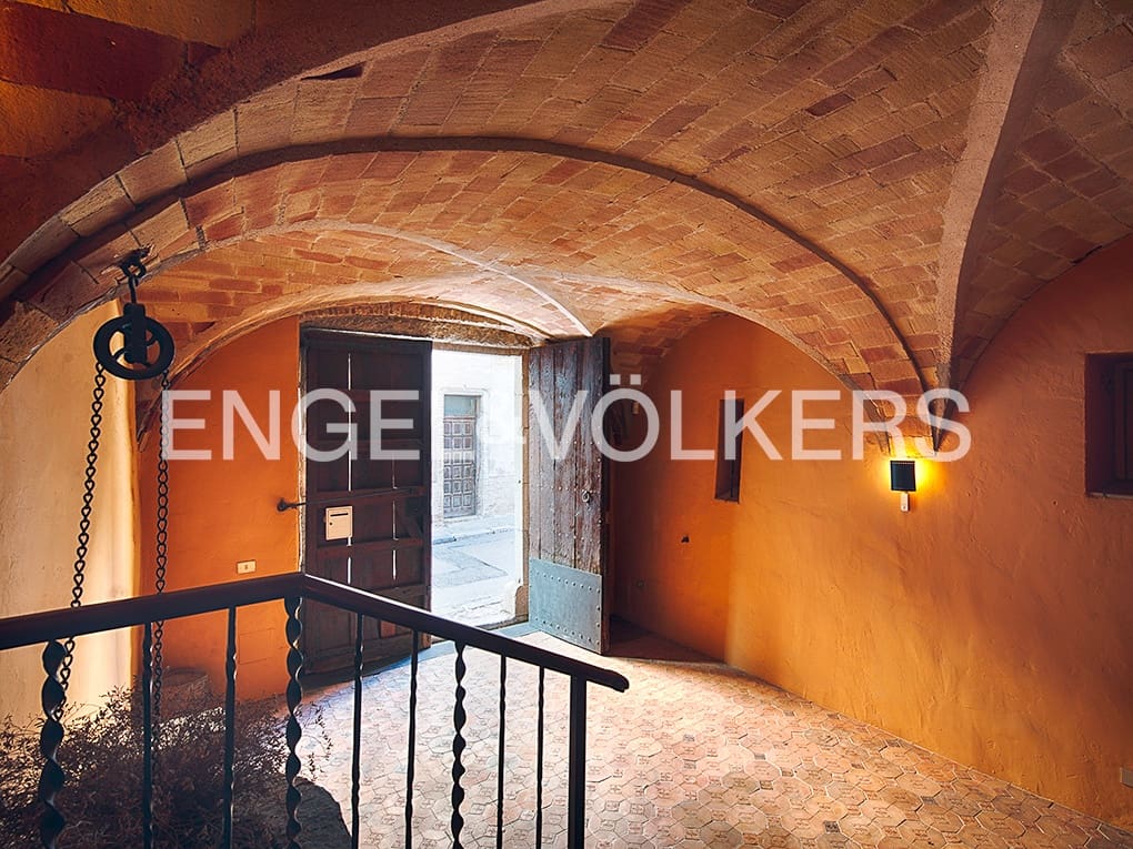 5 soveværelse Rækkehus til salg i Castello d'Empuries med garage - € 1.250.000 (Ref: 9005731)