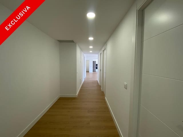 3 soveværelse Lejlighed til salg i Llançà med garage - € 249.000 (Ref: 9005732)