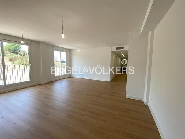 3 Zimmer Apartment zu verkaufen in Llançà mit Garage - 234.000 € (Ref: 9005733)