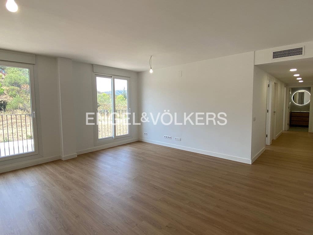 3 chambre Appartement à vendre à Llanca avec garage - 234 000 € (Ref: 9005733)