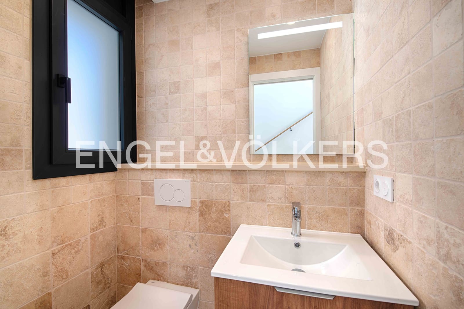 4 slaapkamer Villa te koop in Empuriabrava met zwembad garage - € 1.290.000 (Ref: 9005739)