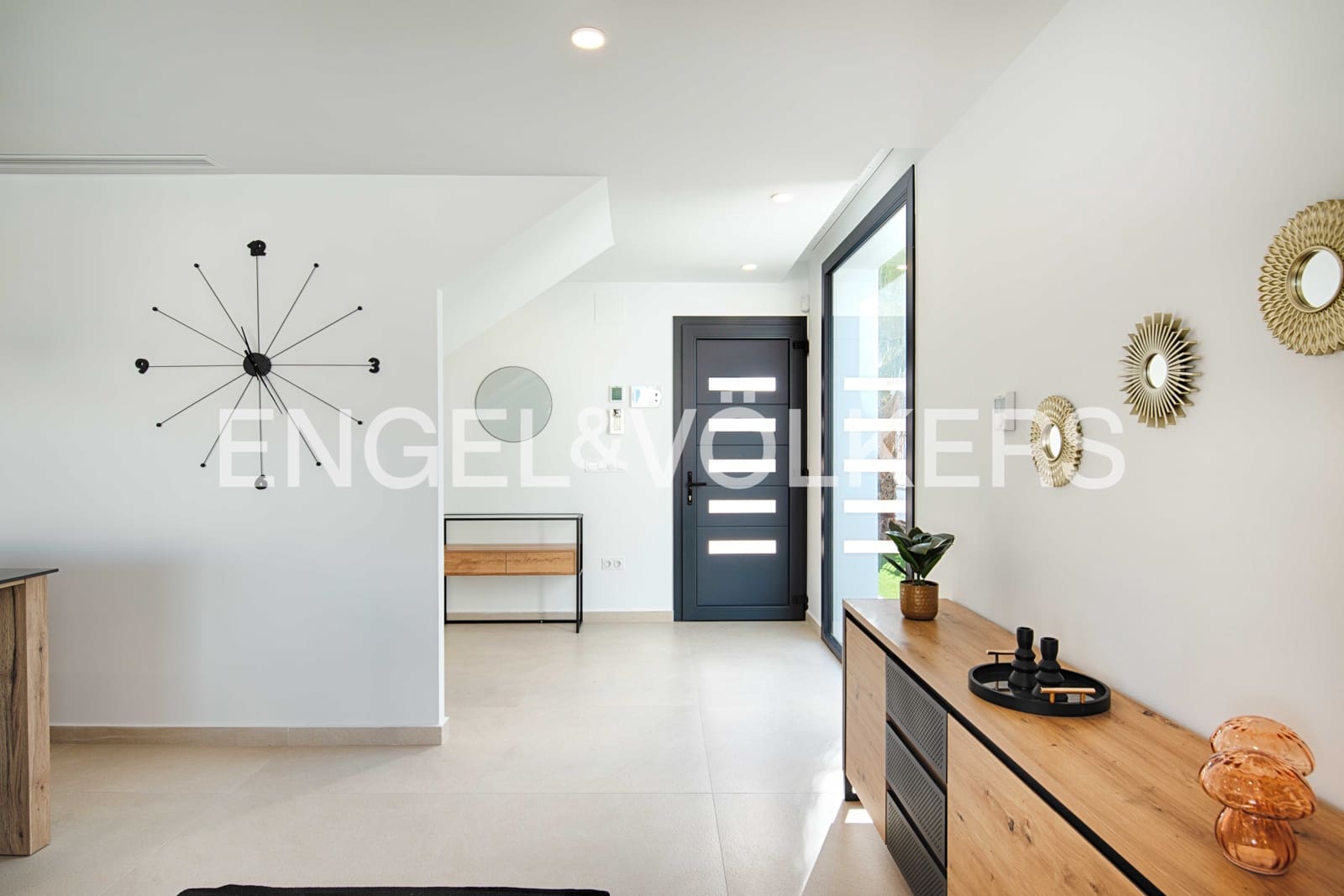 4 slaapkamer Villa te koop in Empuriabrava met zwembad garage - € 1.290.000 (Ref: 9005739)