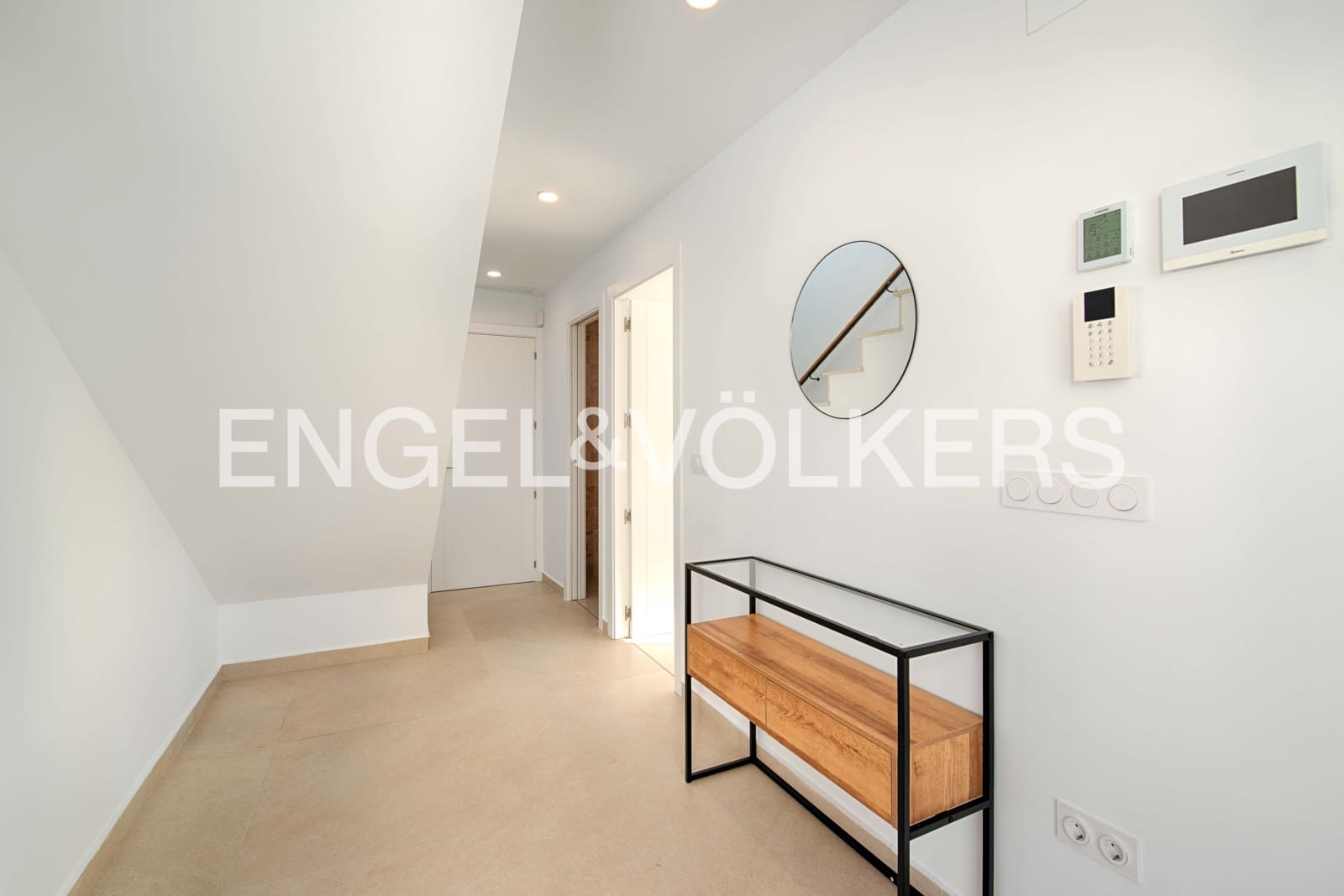 4 slaapkamer Villa te koop in Empuriabrava met zwembad garage - € 1.290.000 (Ref: 9005739)