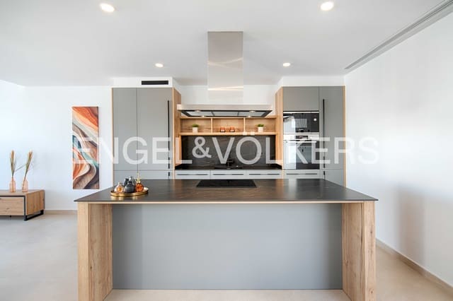 4 quarto Moradia para venda em Empuriabrava, Castelló d'Empúries com piscina garagem - 1 290 000 € (Ref: 9005739)