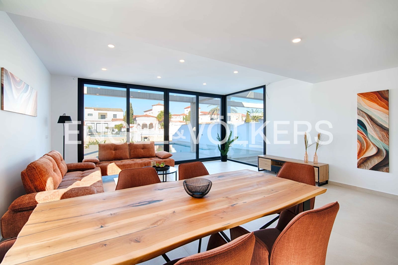 4 slaapkamer Villa te koop in Empuriabrava met zwembad garage - € 1.290.000 (Ref: 9005739)