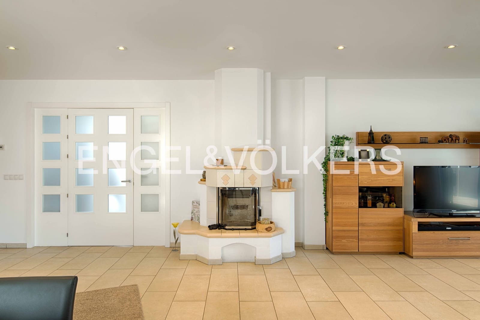 4 soveværelse Villa til salg i Empuriabrava med swimmingpool garage - € 1.180.000 (Ref: 9005740)