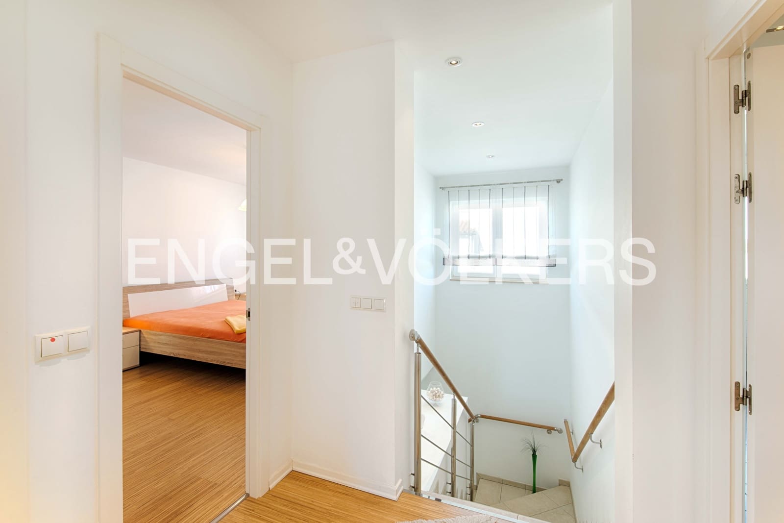 4 soveværelse Villa til salg i Empuriabrava med swimmingpool garage - € 1.180.000 (Ref: 9005740)