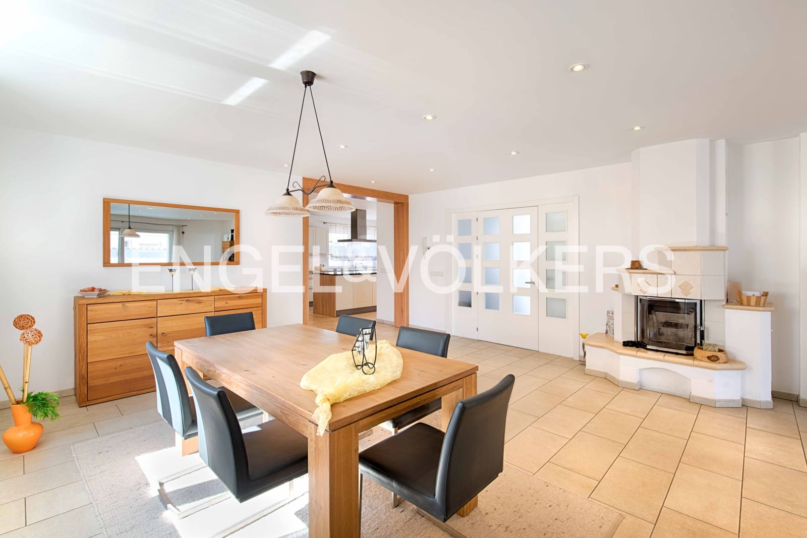 4 soveværelse Villa til salg i Empuriabrava med swimmingpool garage - € 1.180.000 (Ref: 9005740)