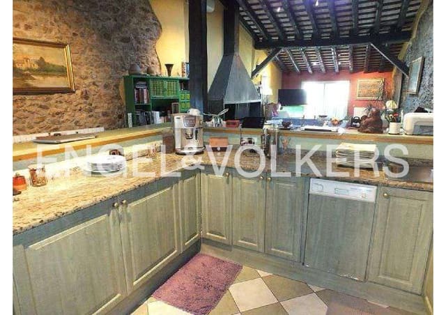 2 bedroom Townhouse for sale in Vilajuïga with garage - € 425,000 (Ref: 9005741)