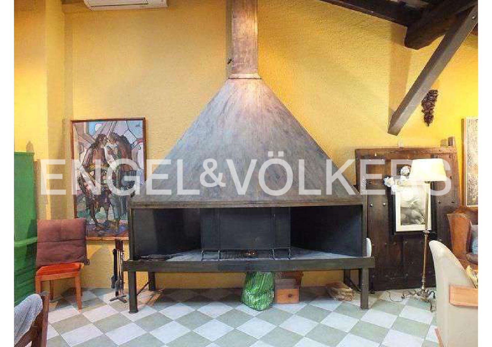 2 soveværelse Byhus til salg i Vilajuiga med garage - € 425.000 (Ref: 9005741)