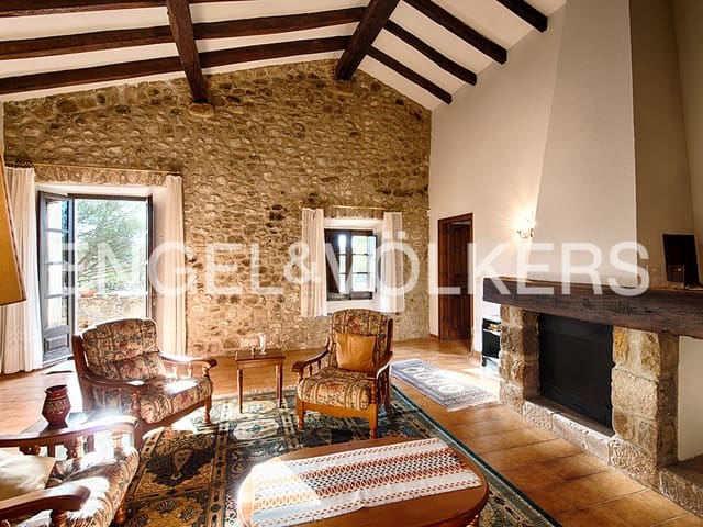 4 quarto Quinta/Casa Rural para venda em Cabanelles com garagem - 830 000 € (Ref: 9005742)