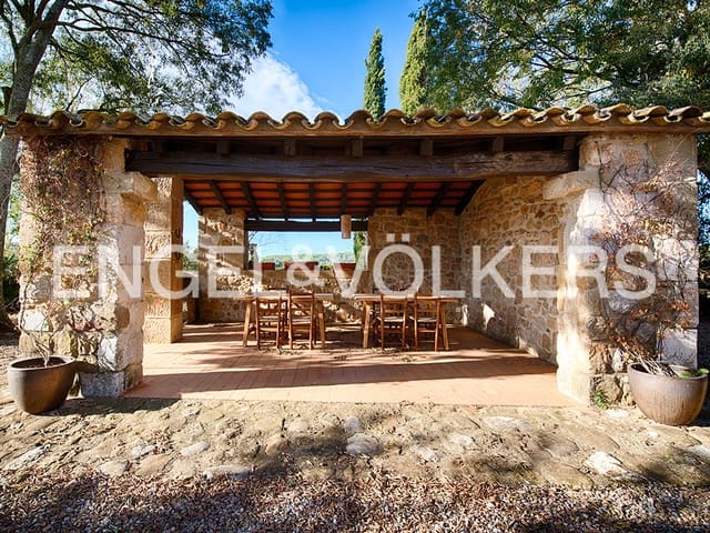 4 quarto Quinta/Casa Rural para venda em Cabanelles com garagem - 830 000 € (Ref: 9005742)