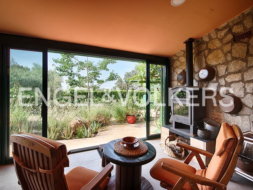 3 soveværelse Villa til salg i Masarac med swimmingpool garage - € 975.000 (Ref: 9005743)