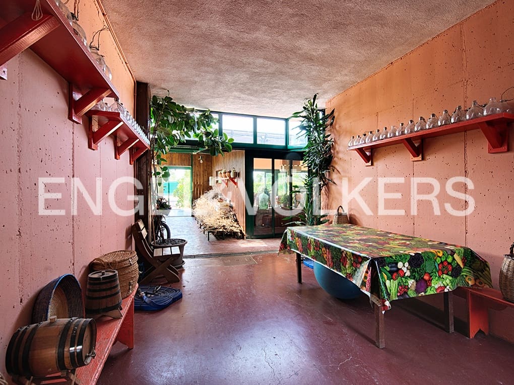 3 soveværelse Villa til salg i Masarac med swimmingpool garage - € 975.000 (Ref: 9005743)