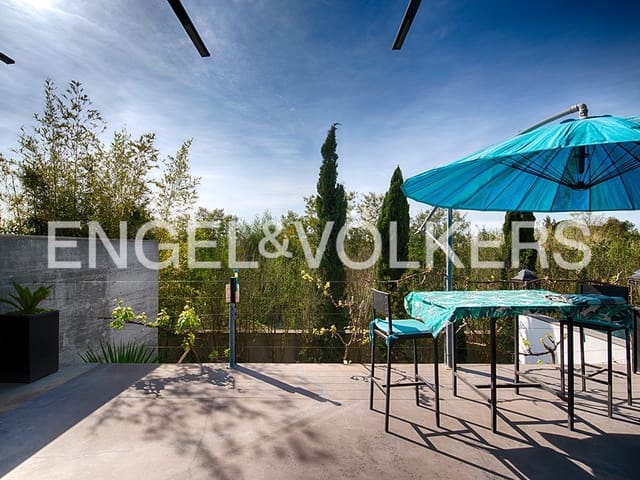 4 Zimmer Villa zu verkaufen in Mollet de Peralada mit Pool Garage - 660.000 € (Ref: 9005746)