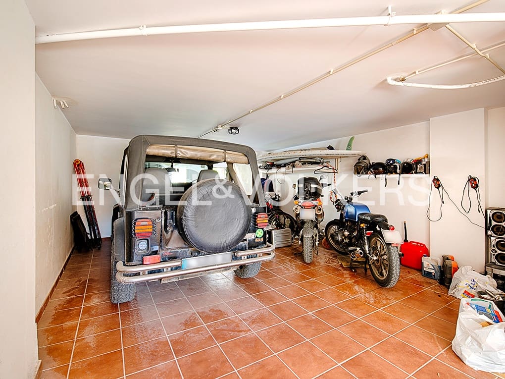 3 soveværelse Rækkehus til salg i Empuriabrava med swimmingpool garage - € 348.000 (Ref: 9005753)