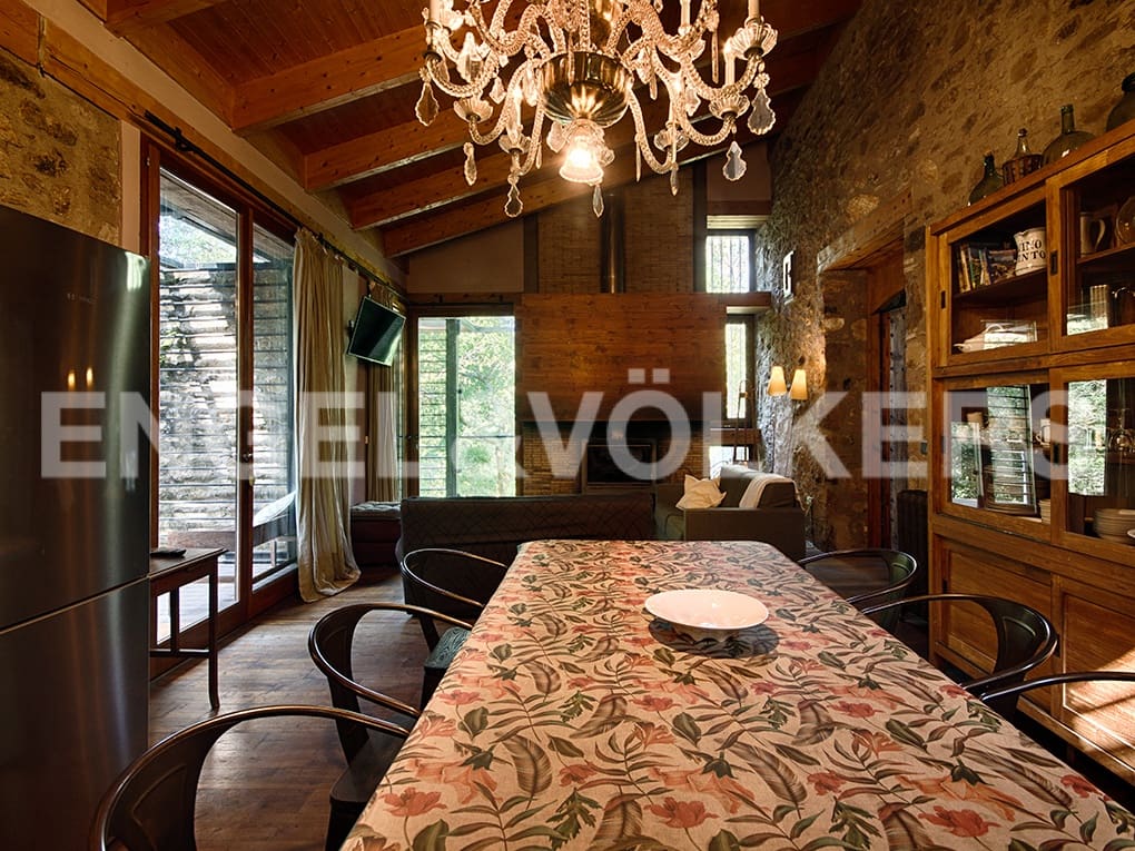 4 soveværelse Finca/Landehus til salg i Sant Llorenc de la Muga med garage - € 1.450.000 (Ref: 9005754)