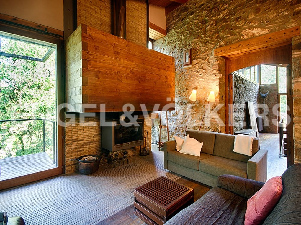 4 soveværelse Finca/Landehus til salg i Sant Llorenc de la Muga med garage - € 1.450.000 (Ref: 9005754)