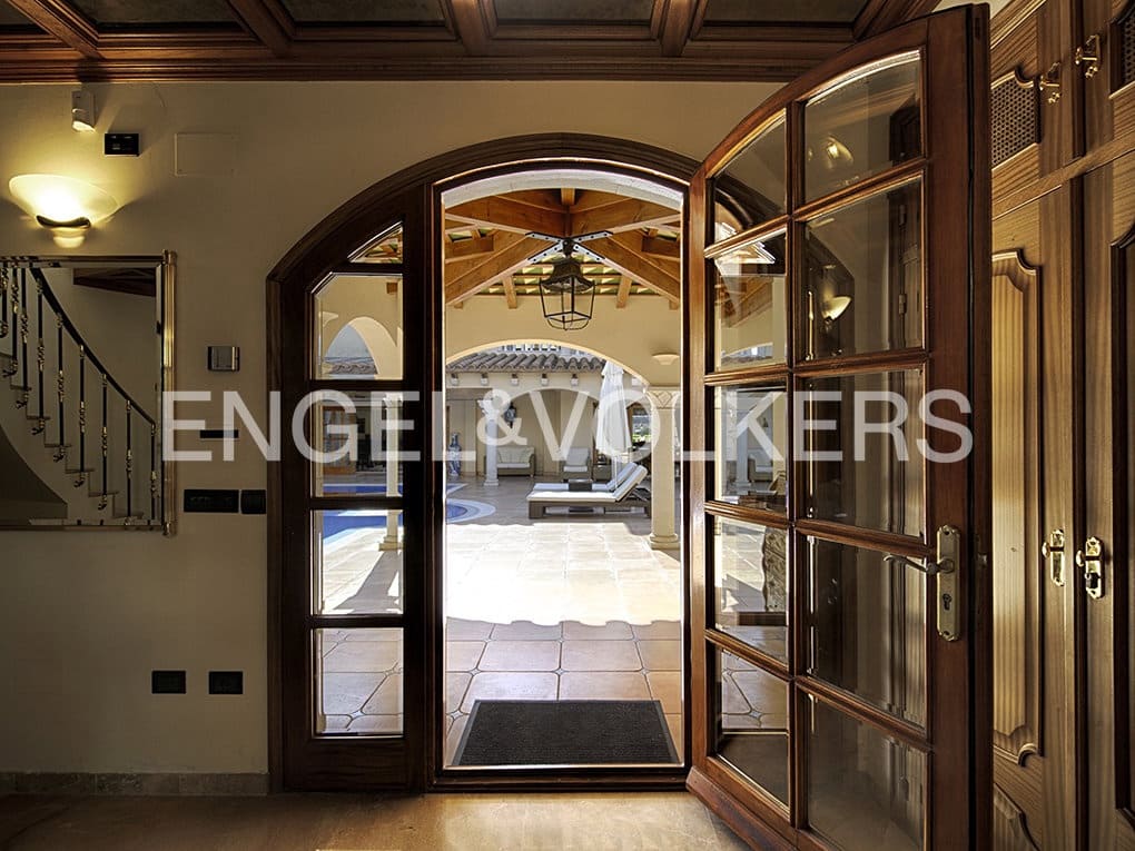 5 quarto Moradia para venda em Empuriabrava com piscina garagem - 3 995 000 € (Ref: 9005755)
