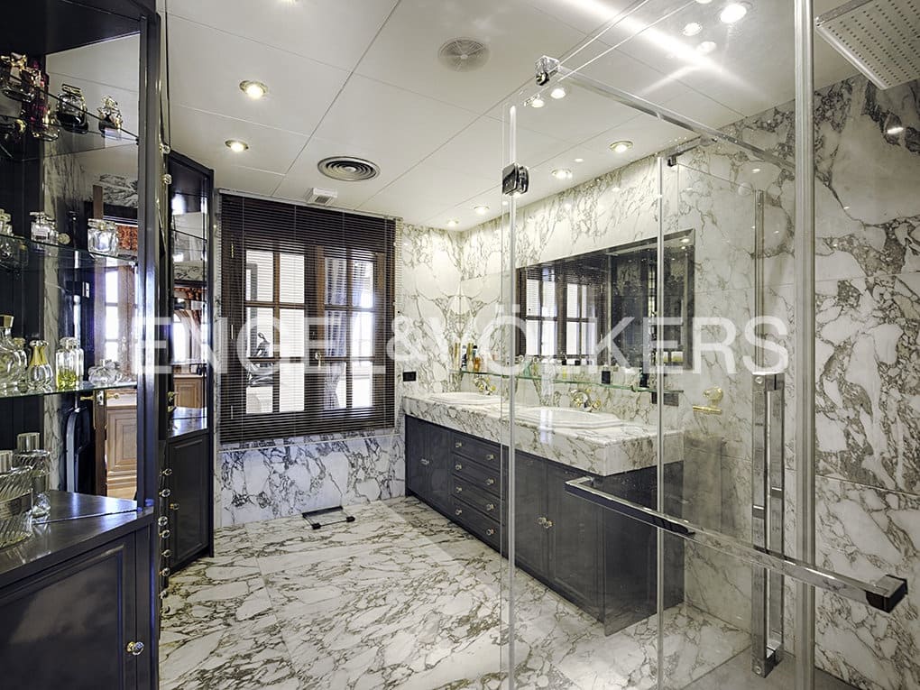 5 quarto Moradia para venda em Empuriabrava com piscina garagem - 3 995 000 € (Ref: 9005755)