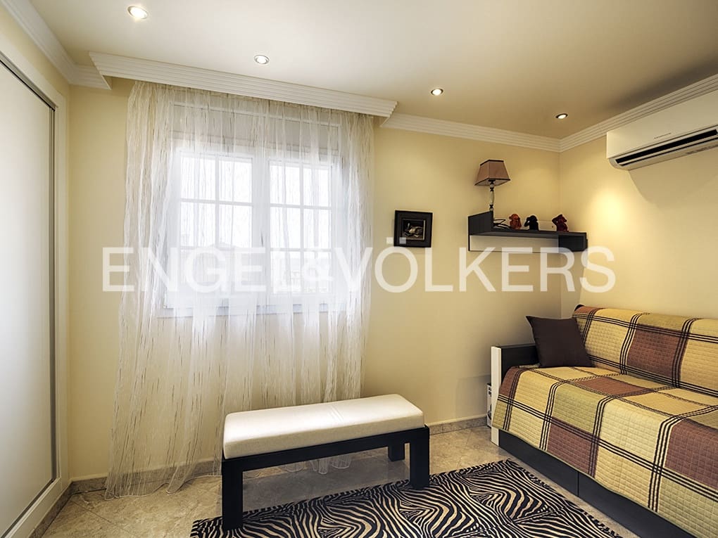 3 slaapkamer Villa te koop in Empuriabrava met zwembad garage - € 1.199.000 (Ref: 9005757)