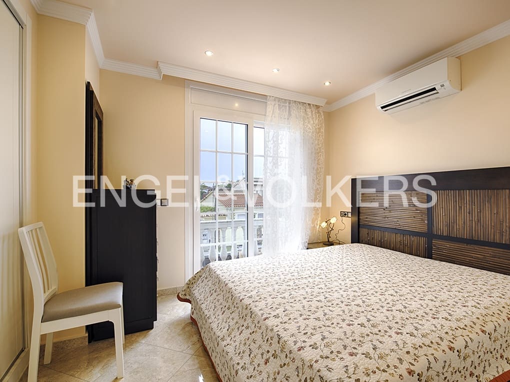 3 slaapkamer Villa te koop in Empuriabrava met zwembad garage - € 1.199.000 (Ref: 9005757)