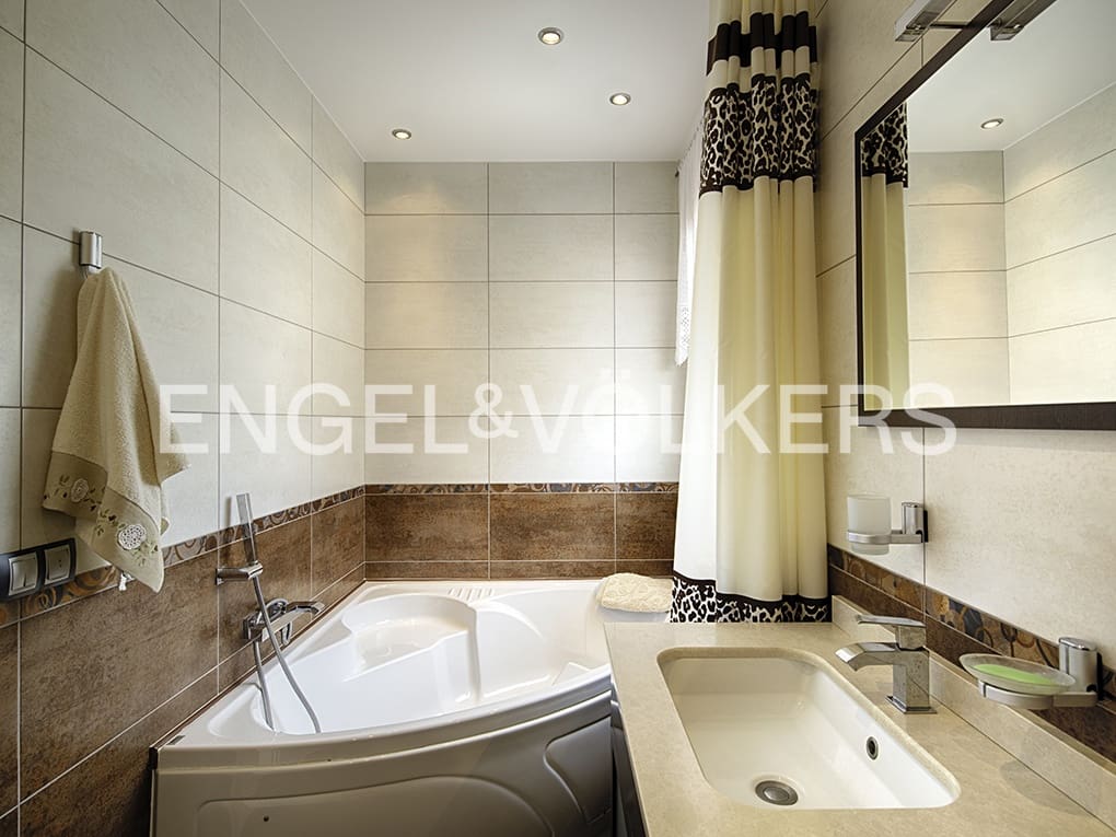 3 slaapkamer Villa te koop in Empuriabrava met zwembad garage - € 1.199.000 (Ref: 9005757)