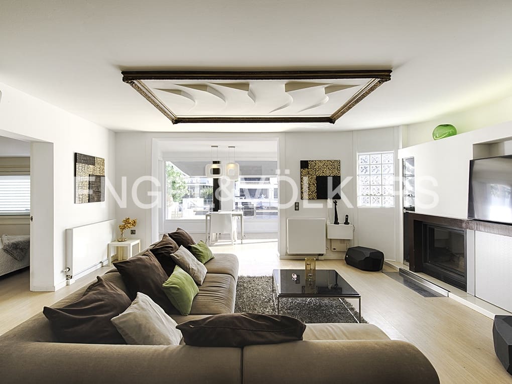 3 soveværelse Villa til salg i Empuriabrava med swimmingpool garage - € 1.150.000 (Ref: 9005758)