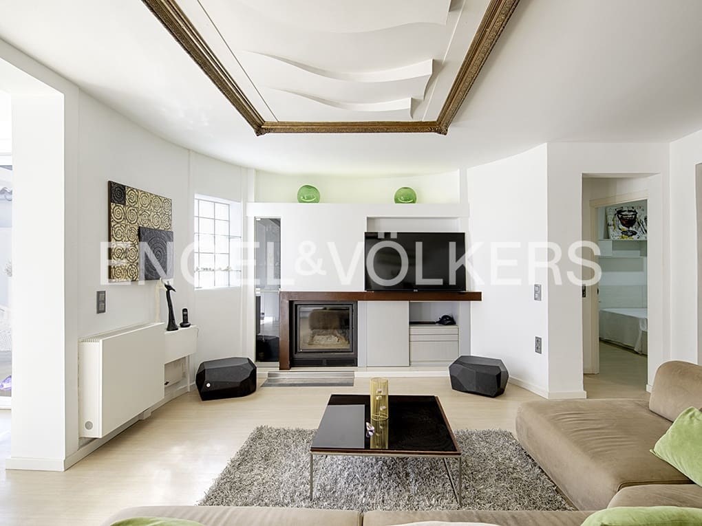 3 soveværelse Villa til salg i Empuriabrava med swimmingpool garage - € 1.150.000 (Ref: 9005758)