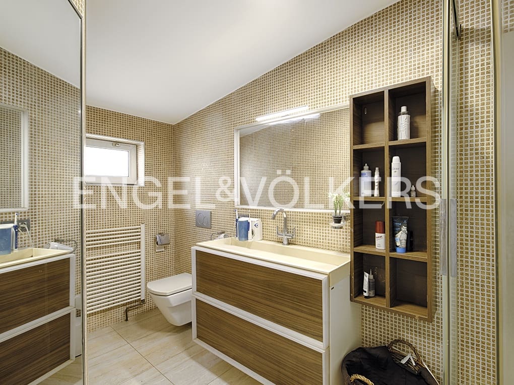 3 soveværelse Villa til salg i Empuriabrava med swimmingpool garage - € 1.150.000 (Ref: 9005758)