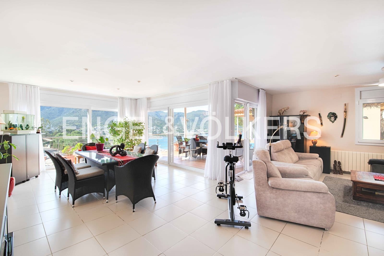 7 chambre Villa/Maison à vendre à El Port de la Selva avec piscine garage - 1 300 000 € (Ref: 9005760)
