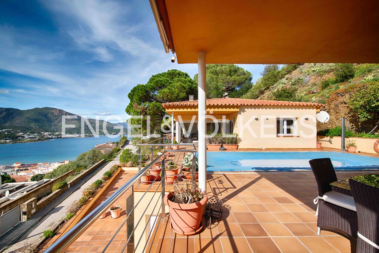 7 chambre Villa/Maison à vendre à El Port de la Selva avec piscine garage - 1 300 000 € (Ref: 9005760)