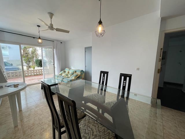 2 bedroom Apartment for sale in Roses with garage - € 235,000 (Ref: 9005761)