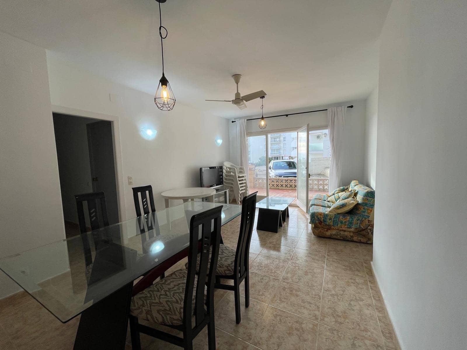 2 soveværelse Lejlighed til salg i Roses med garage - € 235.000 (Ref: 9005761)