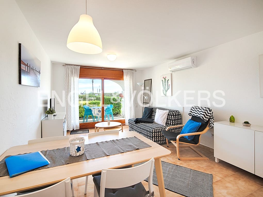 11 soveværelse Finca/Landehus til salg i Empuriabrava med garage - € 2.100.000 (Ref: 9005762)