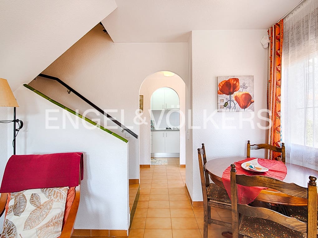 11 soveværelse Finca/Landehus til salg i Empuriabrava med garage - € 2.100.000 (Ref: 9005762)