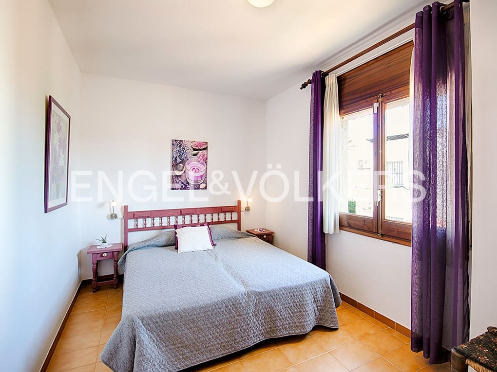 11 soveværelse Finca/Landehus til salg i Empuriabrava med garage - € 2.100.000 (Ref: 9005762)