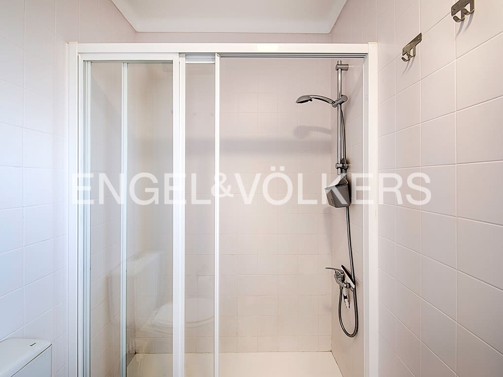 11 soveværelse Finca/Landehus til salg i Empuriabrava med garage - € 2.100.000 (Ref: 9005762)