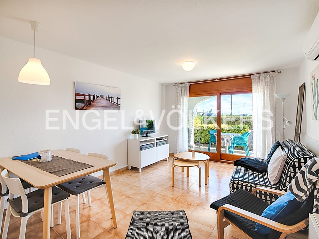 11 soveværelse Finca/Landehus til salg i Empuriabrava med garage - € 2.100.000 (Ref: 9005762)