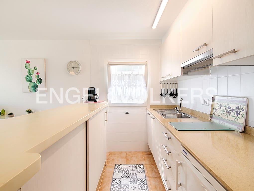 11 soveværelse Finca/Landehus til salg i Empuriabrava med garage - € 2.100.000 (Ref: 9005762)