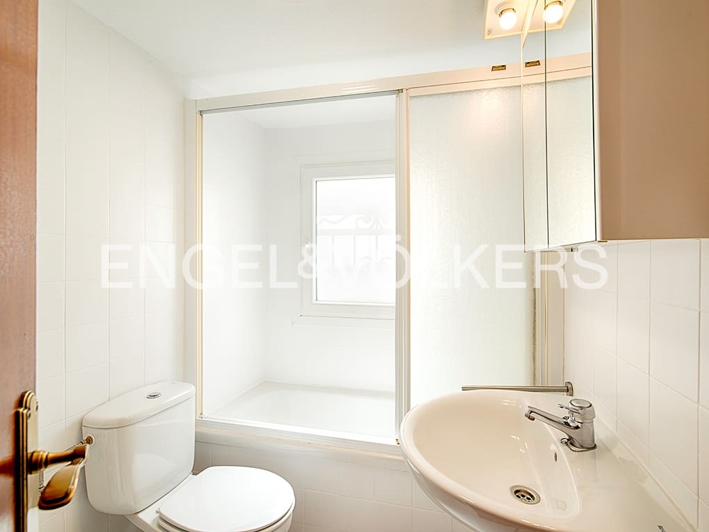 11 soveværelse Finca/Landehus til salg i Empuriabrava med garage - € 2.100.000 (Ref: 9005762)