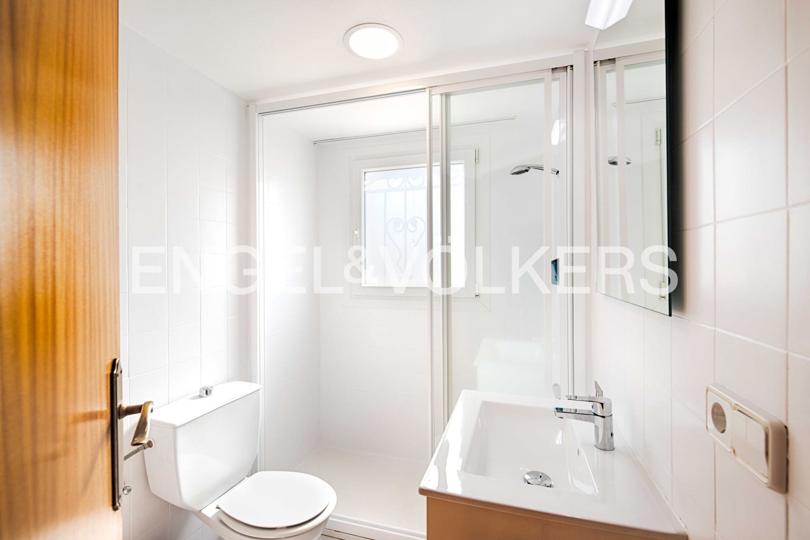 11 soveværelse Finca/Landehus til salg i Empuriabrava med garage - € 2.100.000 (Ref: 9005762)