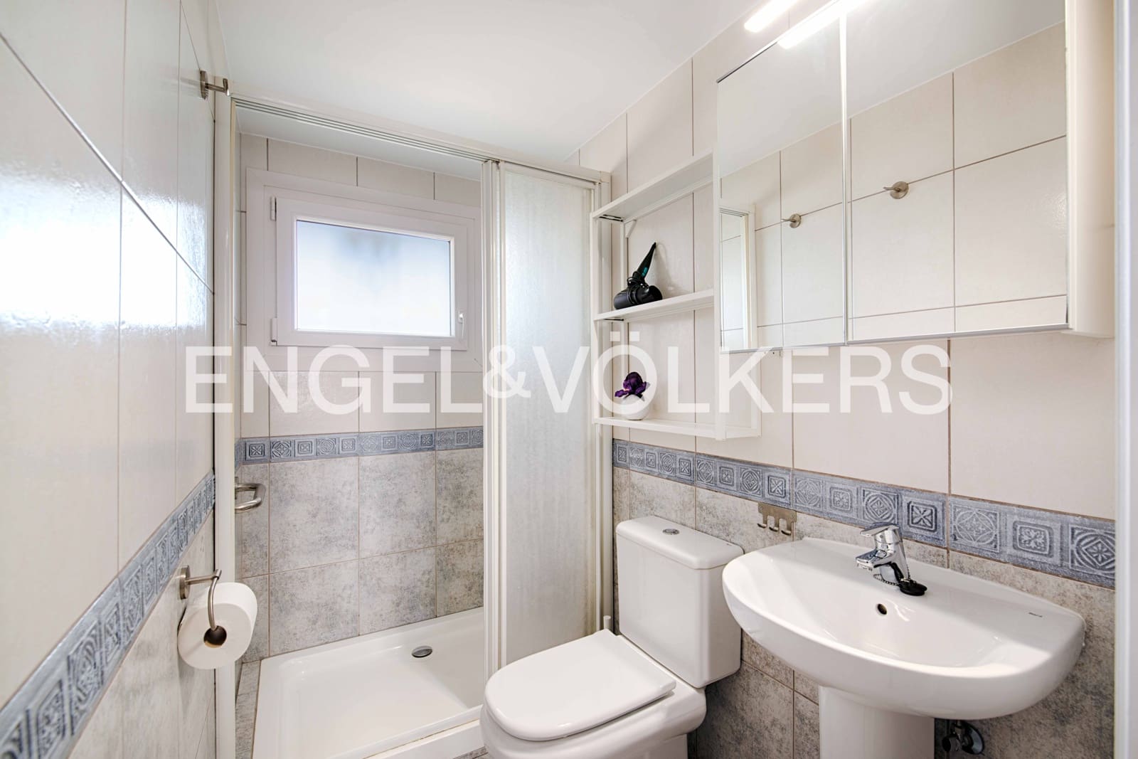 11 soveværelse Finca/Landehus til salg i Empuriabrava med garage - € 2.100.000 (Ref: 9005762)