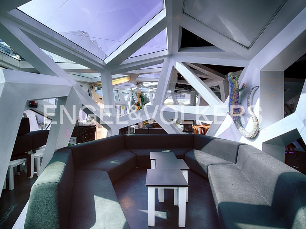 4 soveværelse Finca/Landehus til salg i Empuriabrava med garage - € 1.200.000 (Ref: 9005764)