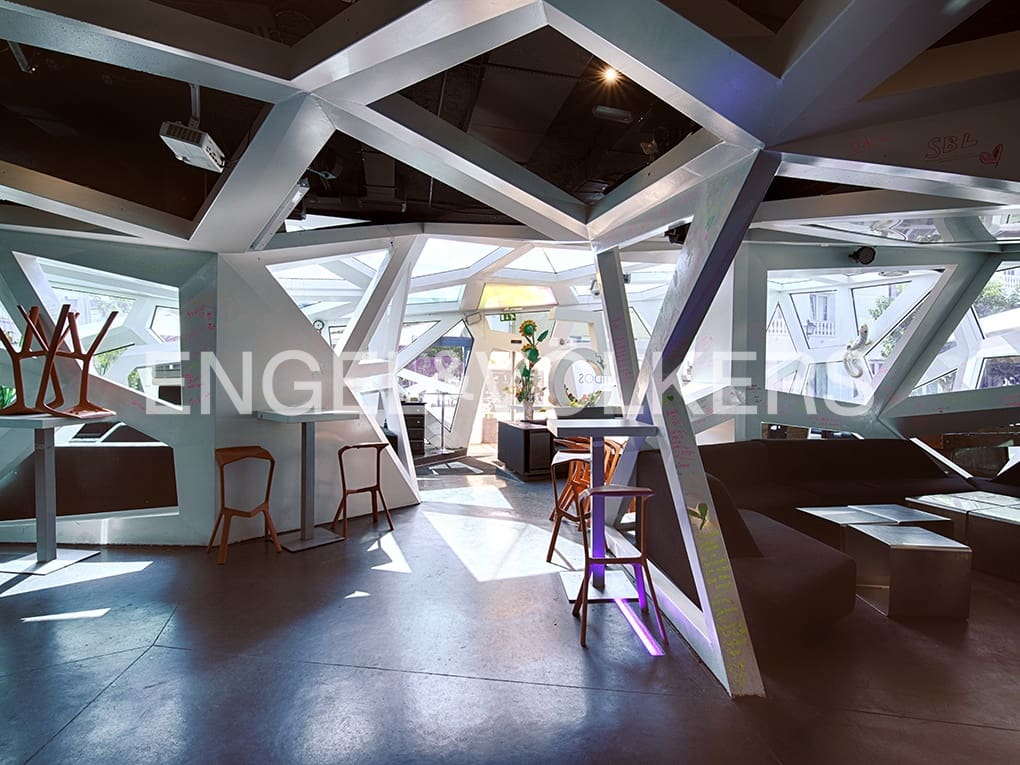 4 soveværelse Finca/Landehus til salg i Empuriabrava med garage - € 1.200.000 (Ref: 9005764)